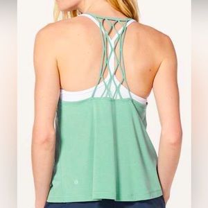 Lululemon Love Knot Tank NWOT/Size-10
Heathered Rip Tide